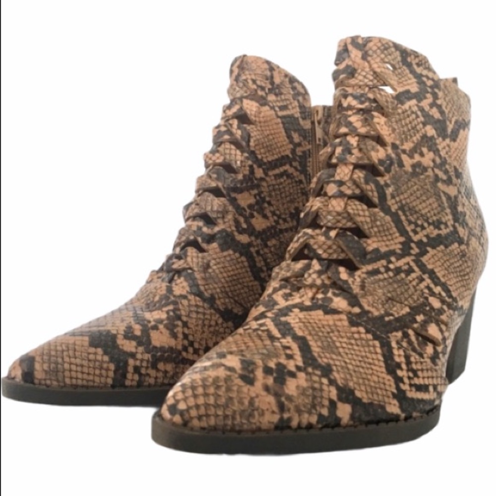 Mata Black and Tan Snake Print Booties Size 8 1/2 - Picture 1 of 3